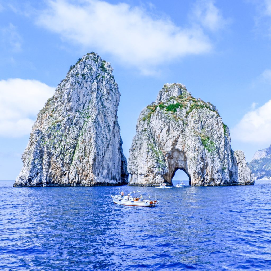 Travel Guide To Capri, Italy - A BLONDE VINTAGE
