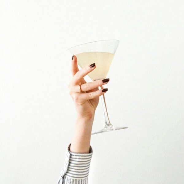 Bees Knees Cocktail with Gin and Lemon